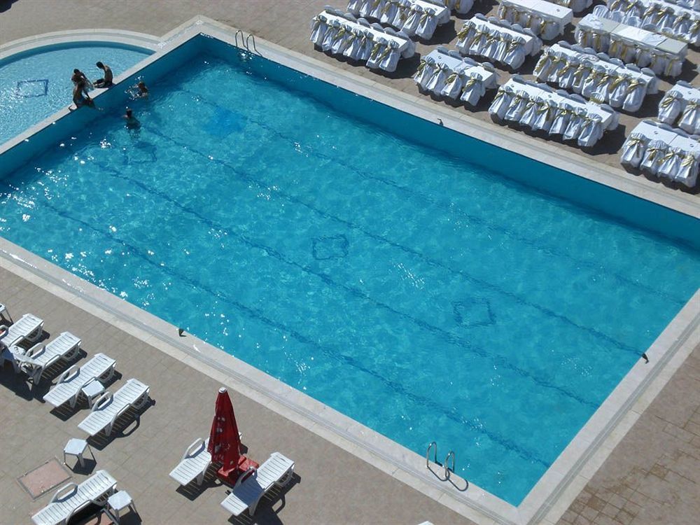 Metropolis Hotell Torbalı Eksteriør bilde