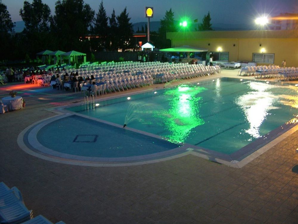 Metropolis Hotell Torbalı Eksteriør bilde