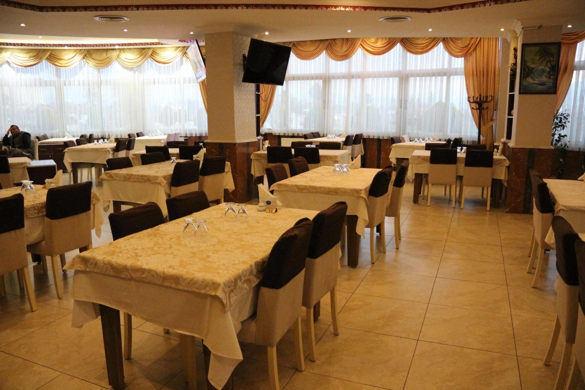 Metropolis Hotell Torbalı Eksteriør bilde