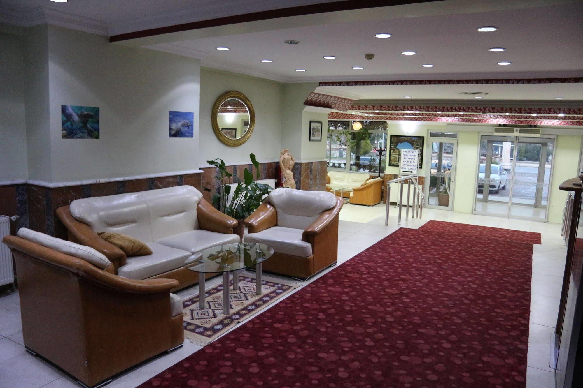 Metropolis Hotell Torbalı Eksteriør bilde