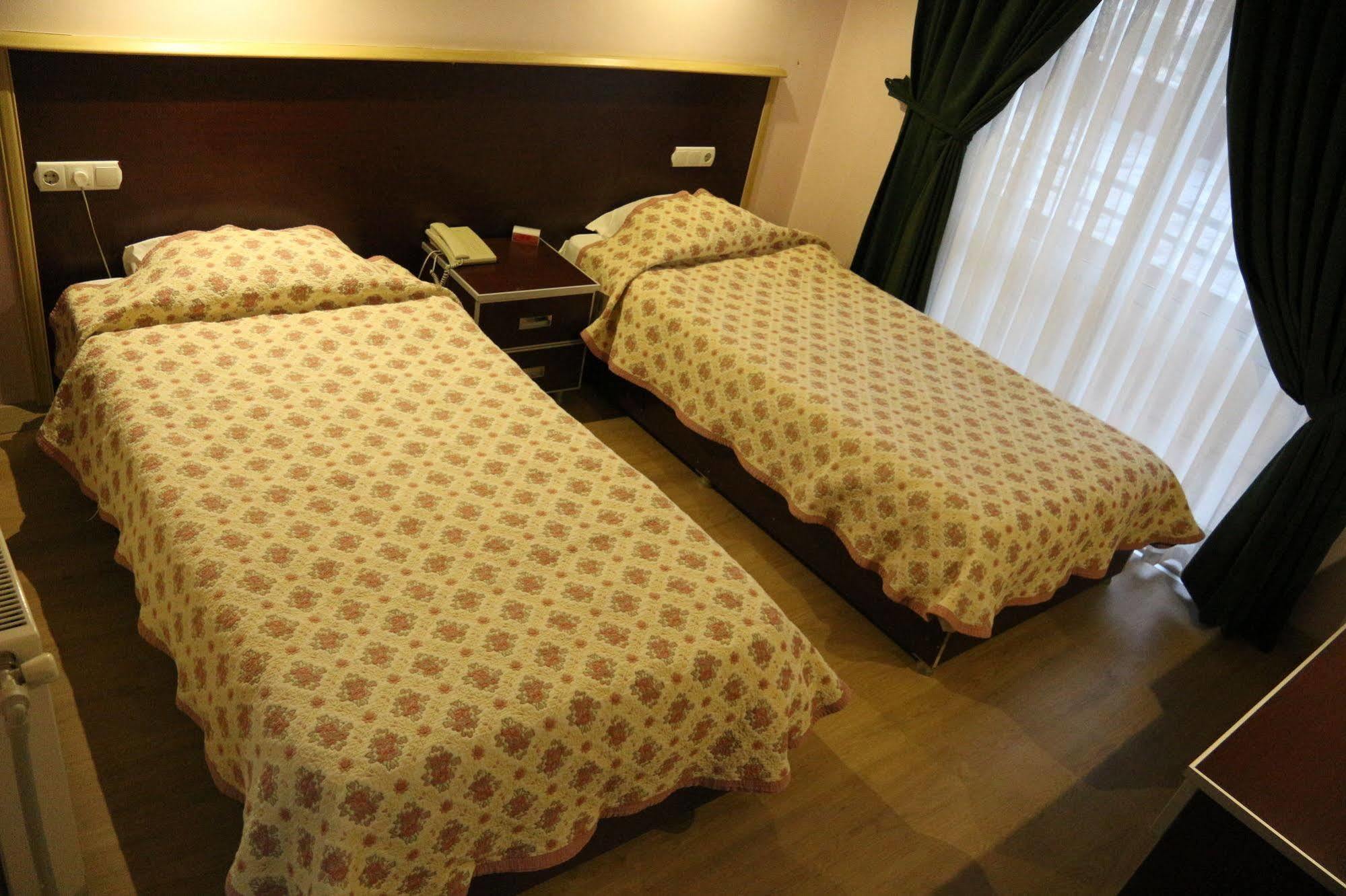 Metropolis Hotell Torbalı Eksteriør bilde